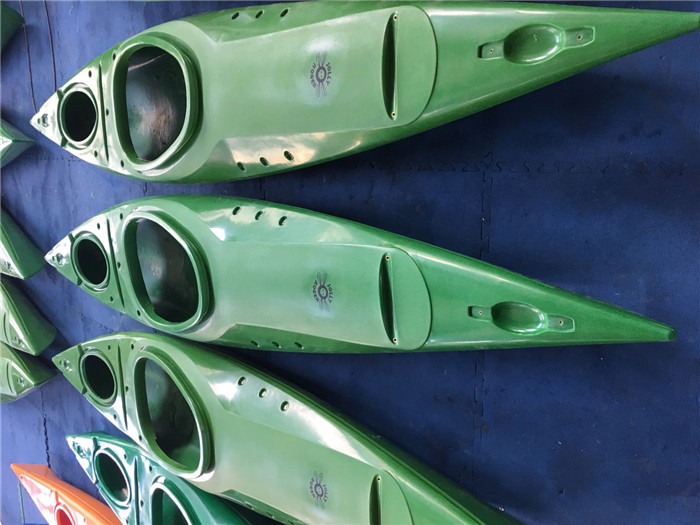 Plastic One Person Roto Molded Plastic Boats Multi Dimension Available